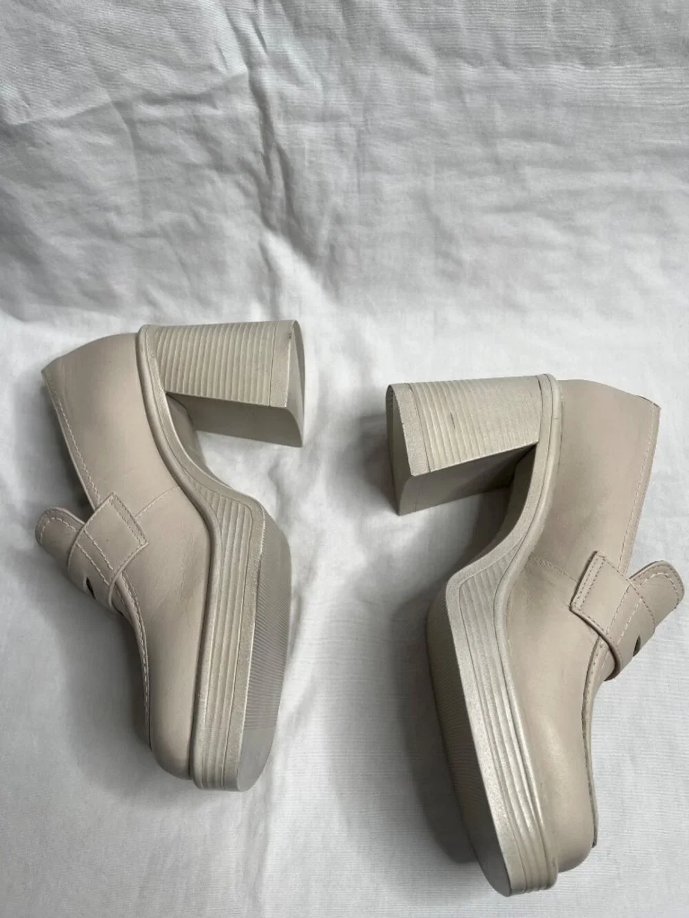 Steve Madden Y2k Platform Fulfill Cream Bratz Loafers 8.5